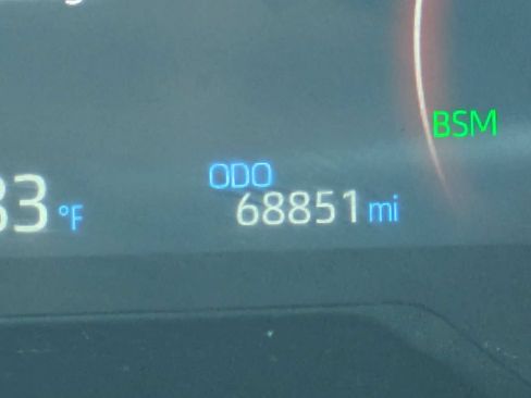Used 2023 Toyota RAV4 XLE w/ Convenience Package FWD image 33