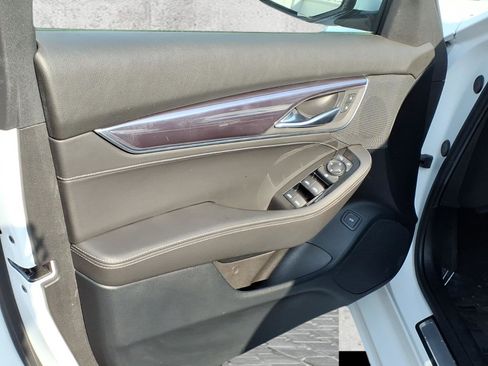 Used 2020 Cadillac CT5 Luxury w/ Cold Weather Package image 7