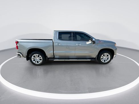 Used 2024 Chevrolet Silverado 1500 LTZ AWD/4WD image 9