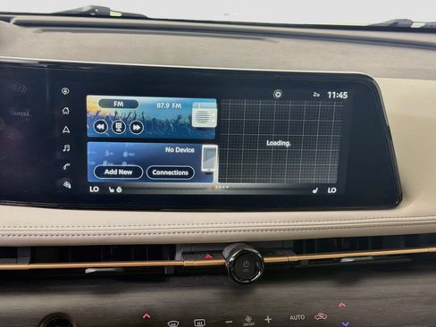 Used 2024 Nissan Ariya FWD image 19