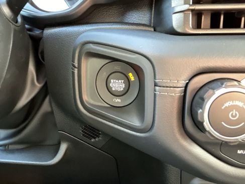 New 2026 Jeep Wrangler Unlimited Rubicon image 17