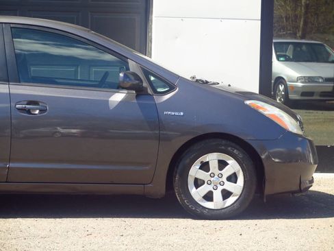 Used 2009 Toyota Prius FWD image 24