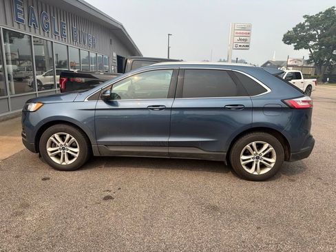Used 2019 Ford Edge SEL w/ Equipment Group 201A AWD/4WD image 2