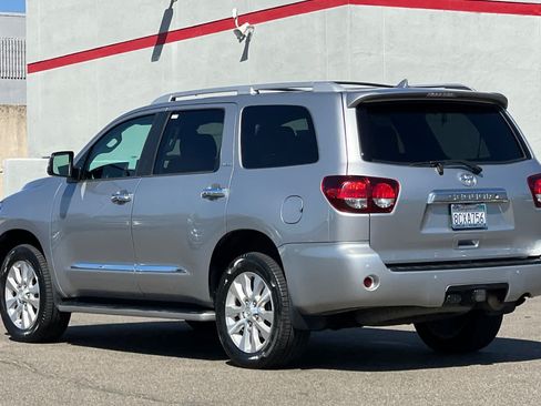 Used 2018 Toyota Sequoia Platinum w/ Carpet Mat Package AWD/4WD image 7