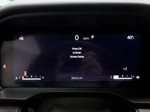 Used 2022 Jeep Grand Cherokee Overland w/ Luxury Tech Group IV image 32