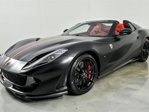 Used 2023 Ferrari 812 GTS RWD image 6