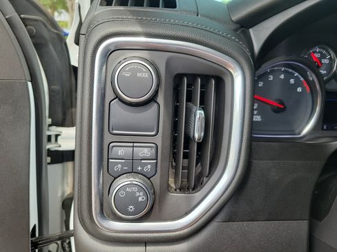 Used 2020 Chevrolet Silverado 1500 RST w/ RST Value Package RWD image 20