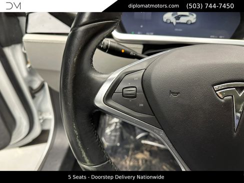 Used 2013 Tesla Model S Performance RWD image 29