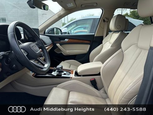 Used 2023 Audi Q5 2.0T Premium Plus w/ Premium Plus Package AWD/4WD image 12