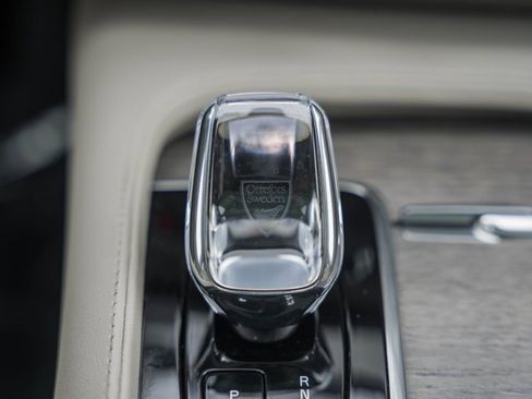 Used 2023 Volvo XC90 B6 Ultimate w/ Protection Package Premier image 25