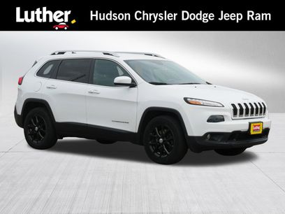 Used 2016 Jeep Cherokee Latitude w/ Comfort/Convenience Group