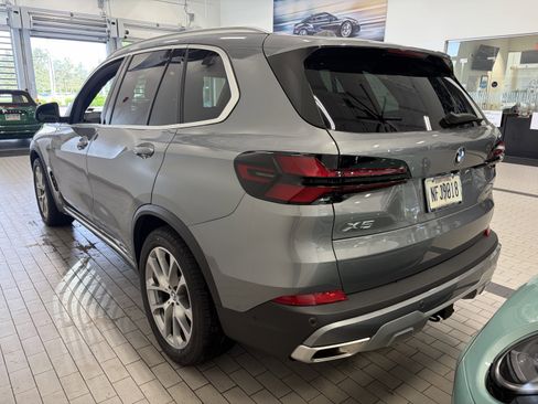 Used 2026 BMW X5 xDrive40i AWD/4WD image 6