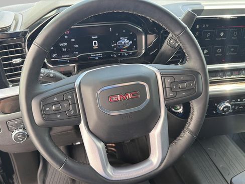 Used 2025 GMC Sierra 2500 SLE w/ SLE Value Package; AWD/4WD image 4