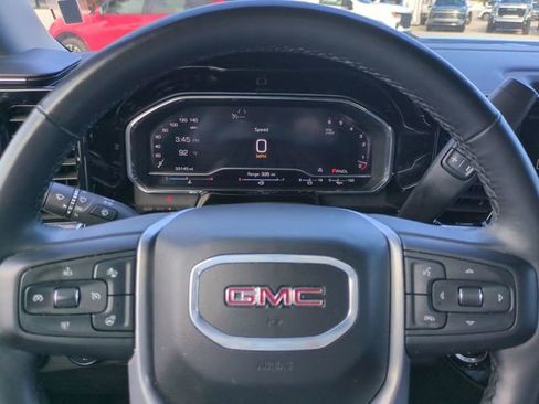 Certified 2025 GMC Sierra 1500 SLT image 31