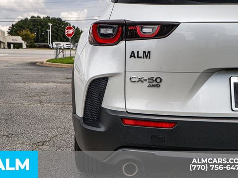 Used 2024 MAZDA CX-50 AWD 2.5 S w/ Preferred Package image 17