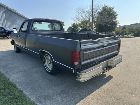 Used 1987 Dodge D/W Truck 100 RWD image 8