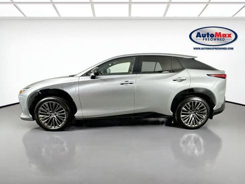 Used 2023 Lexus RZ 450e Premium w/ Accessory Package (2T) AWD/4WD image 9