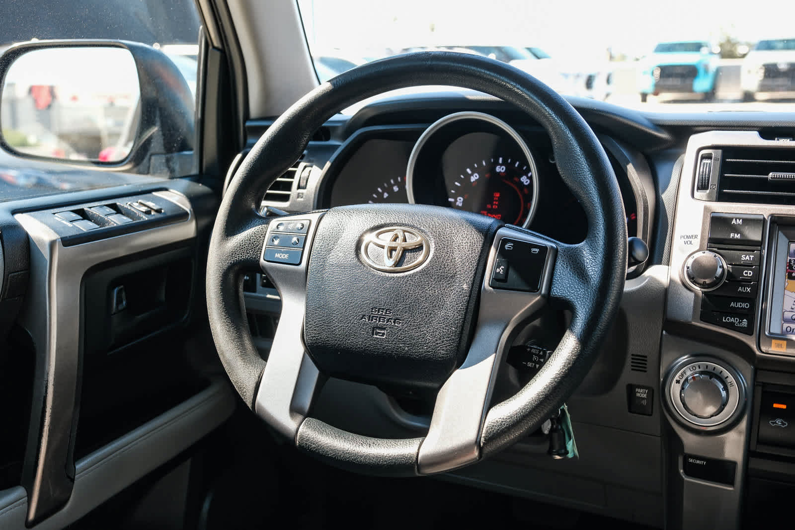 Used 2010 Toyota 4Runner Trail AWD/4WD image 17