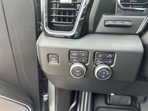 Certified 2025 GMC Sierra 1500 Denali AWD/4WD image 18