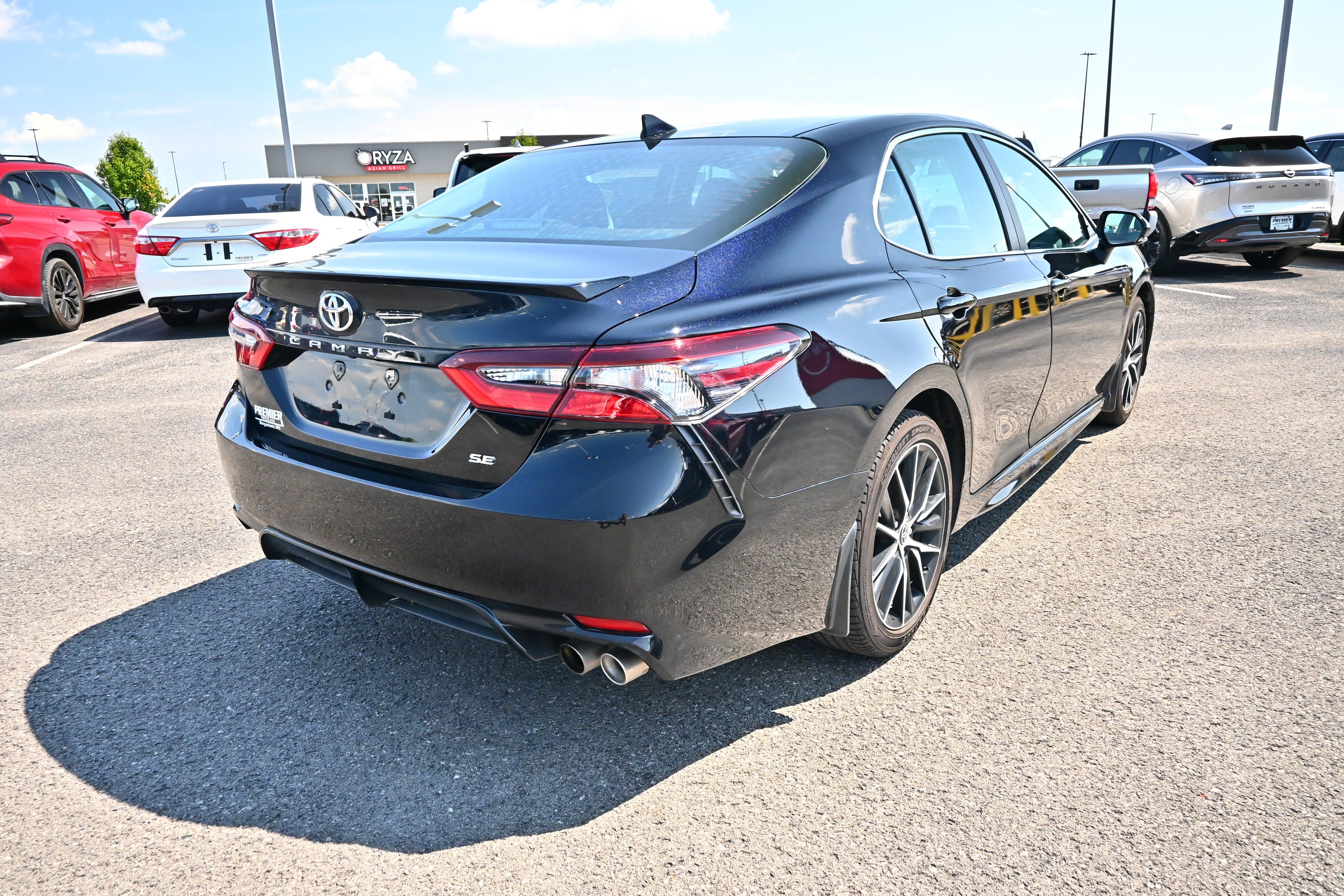 Used 2024 Toyota Camry SE w/ Convenience Package FWD image 6