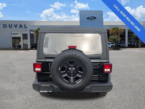 Used 2022 Jeep Wrangler Unlimited Sport AWD/4WD image 5