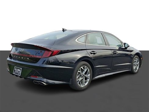 Used 2023 Hyundai Sonata SEL w/ Winter Weather Package image 7