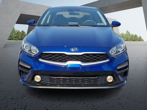 Used 2020 Kia Forte LXS FWD image 2