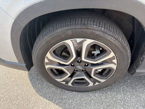 Used 2023 Subaru Ascent Limited w/ Technology Package image 11