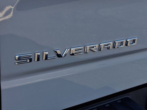 Used 2024 Chevrolet Silverado 1500 LT image 30