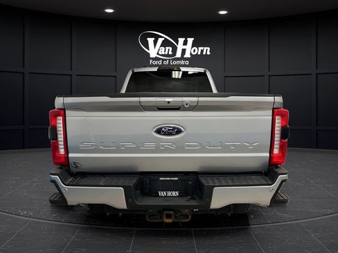 Used 2023 Ford F250 XLT w/ XLT Premium Package AWD/4WD image 6