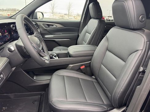 New 2026 Chevrolet Traverse LT w/ Midnight/Sport Edition image 4