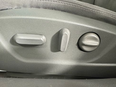 Used 2015 Chevrolet Malibu LS image 31