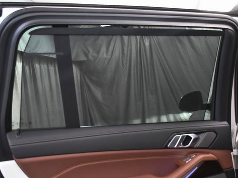 Used 2026 BMW X7 xDrive40i image 12