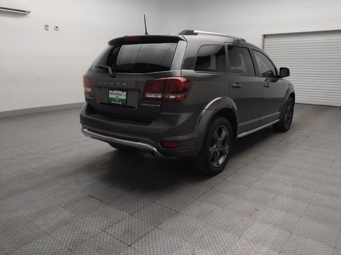 Used 2020 Dodge Journey Crossroad FWD image 9