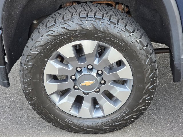 Used 2021 Chevrolet Silverado 2500 Custom w/ Custom Value Package AWD/4WD image 18