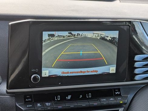 Used 2025 Toyota Camry SE FWD image 21
