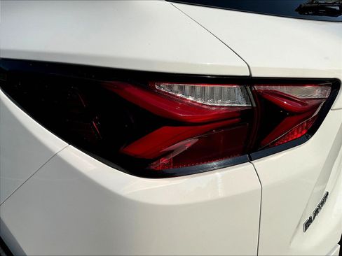 Used 2020 Chevrolet Blazer LT FWD image 23