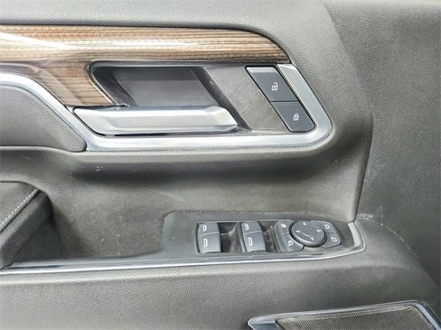 Used 2024 Chevrolet Silverado 2500 LT w/ Texas Edition image 32