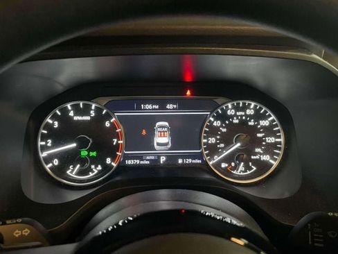 Used 2023 Nissan Rogue SV AWD/4WD image 25