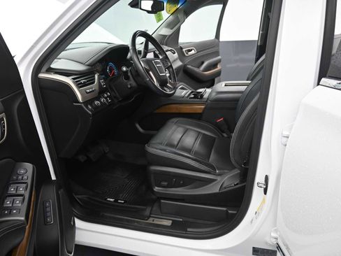 Used 2019 GMC Yukon Denali image 12
