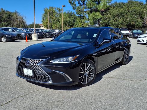 Used 2022 Lexus ES 300h w/ Premium Package image 25