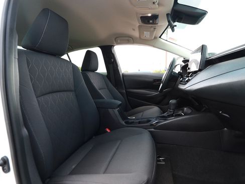 Used 2025 Toyota Corolla LE w/ Convenience Package FWD image 25