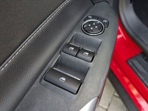 Certified 2019 Ford Mustang Convertible w/ Black Accent Package image 20