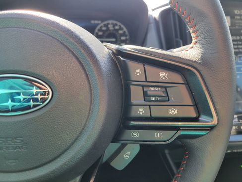 New 2026 Subaru Crosstrek 2.5i Limited w/ Crosstrek Mirror Package image 16