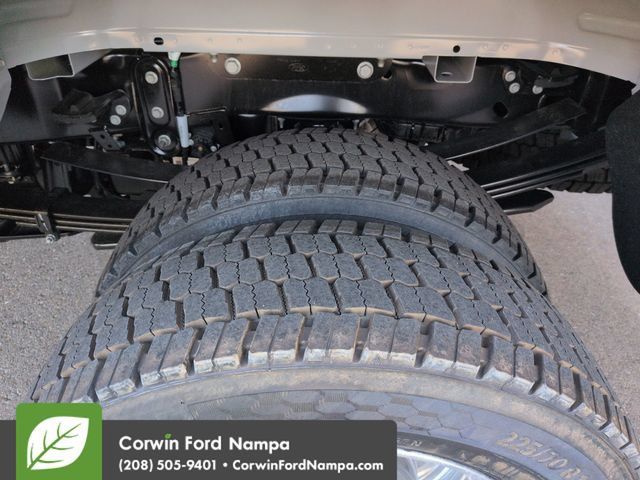 New 2026 Ford F450 Platinum w/ FX4 Off-Road Package AWD/4WD image 30