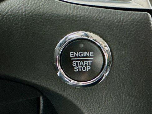 Used 2020 Ford Edge Titanium w/ Cargo Accessory Package FWD image 27