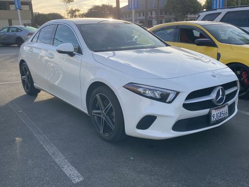Used 2019 Mercedes-Benz A 220 image 3