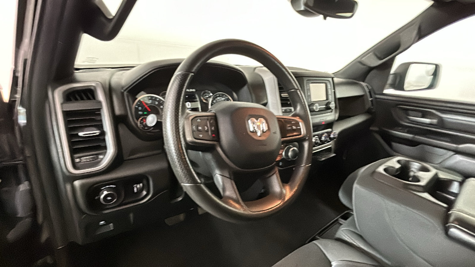 Used 2024 RAM 1500 Tradesman AWD/4WD image 16