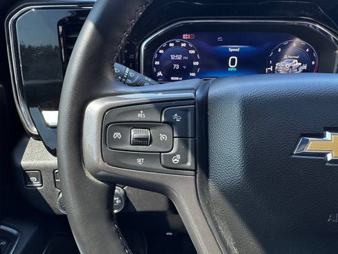 Used 2025 Chevrolet Silverado 3500 High Country w/ Technology Package AWD/4WD image 13