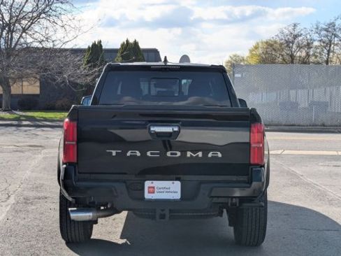 Used 2024 Toyota Tacoma Limited w/ Limited Package (LT) image 7